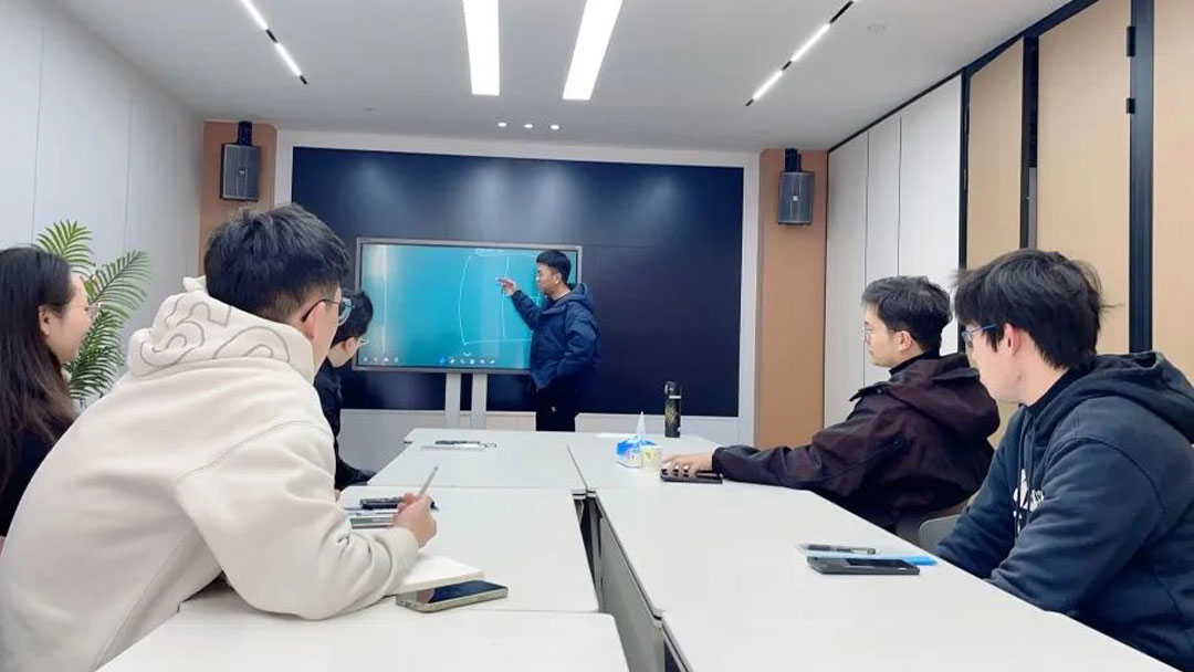 以心迎“新”，共赴未来